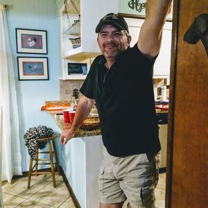 Meet your Posher, Adrienne